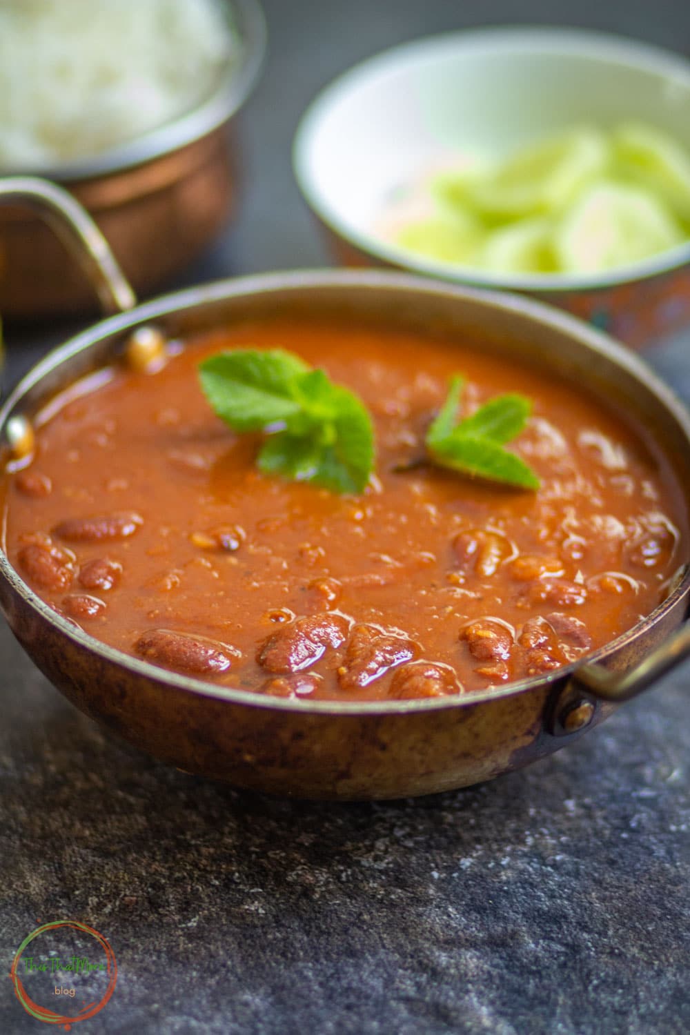 A closeup looks of rajma in a small wok.