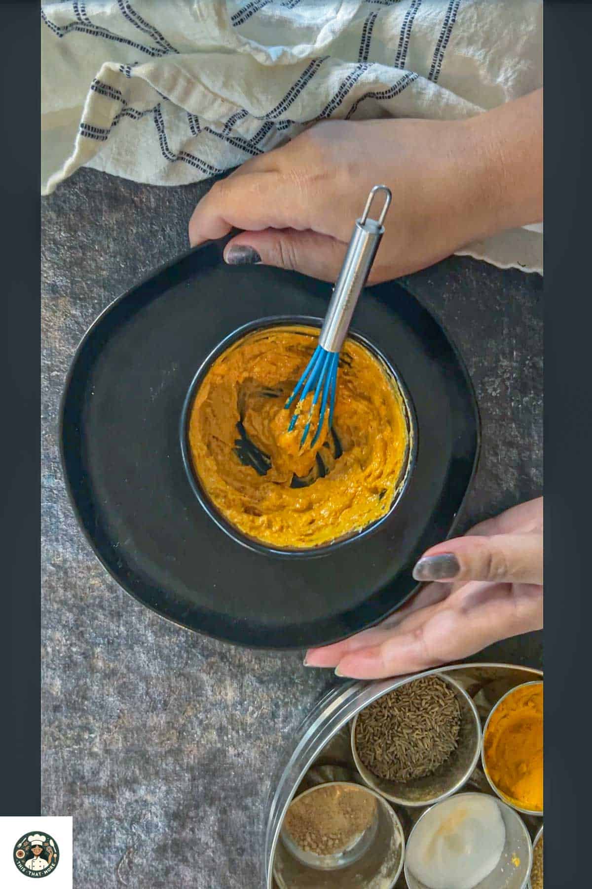 Make marinade for paneer by mixing oil, turmeric powder, garam masala, red chili powder, salt, ginger-garlic paste, kasuri methi, and lemon juice.