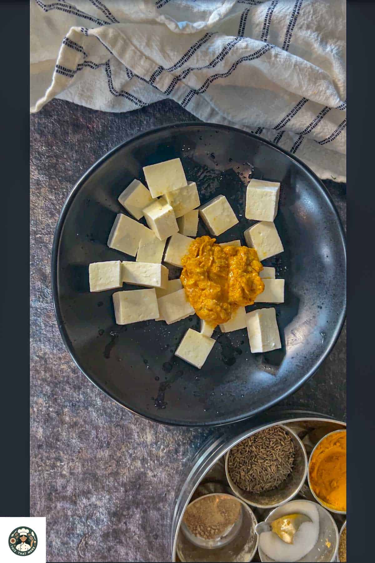 Coat paneer pieces properly with the marinade and let it rest for 10-15 minutes.