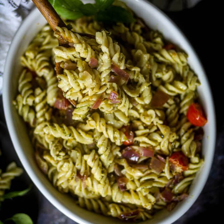 A spoonful of vegan pesto pasta.