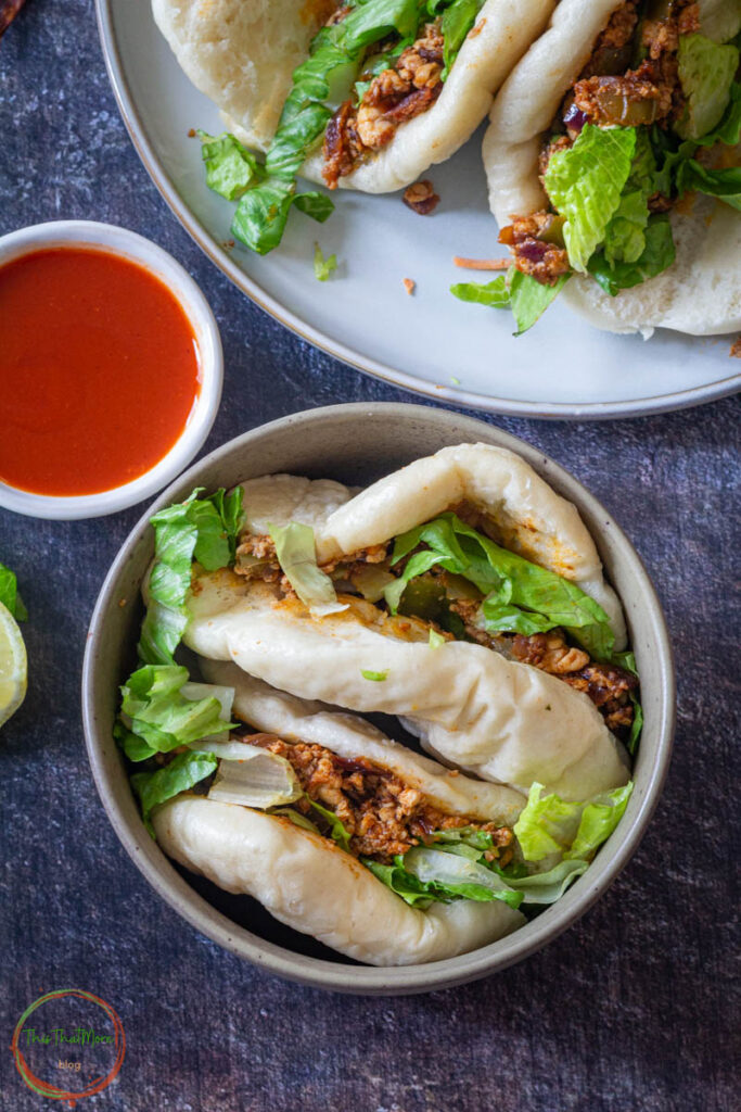 STEAMED BAO BUNS