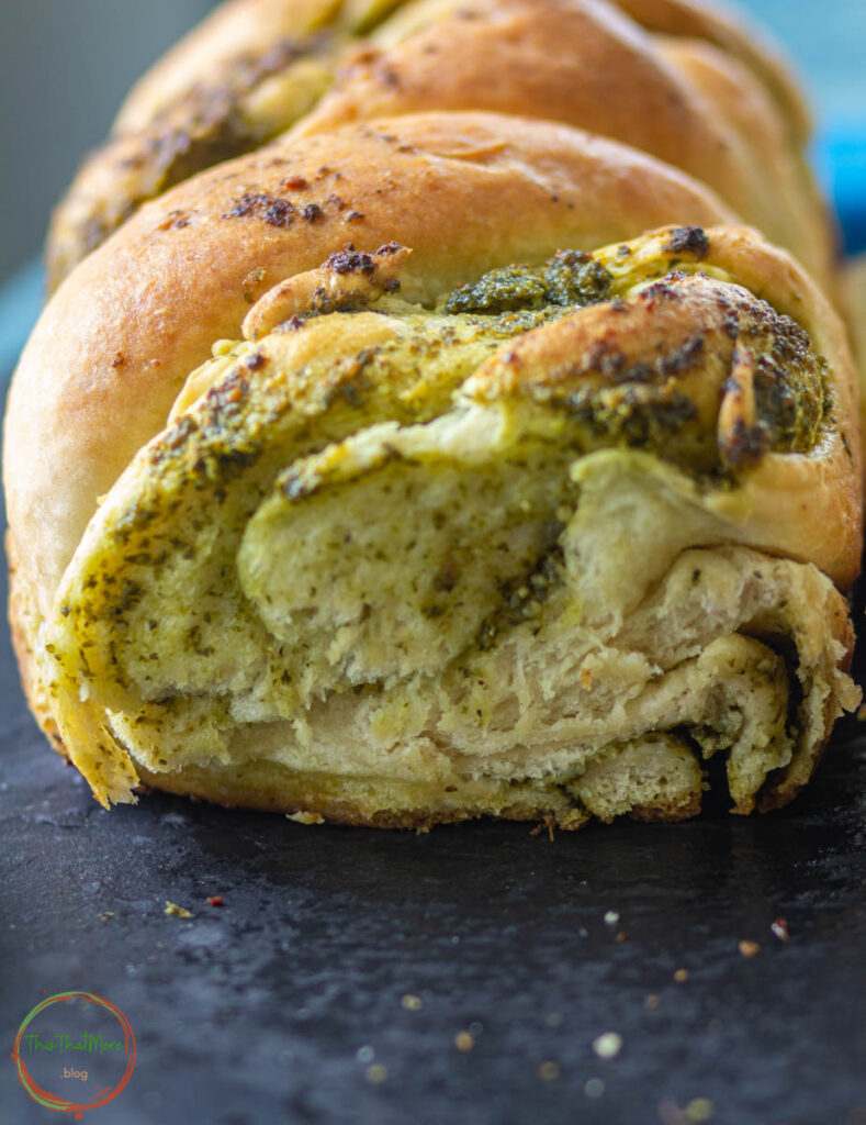PESTO BABKA