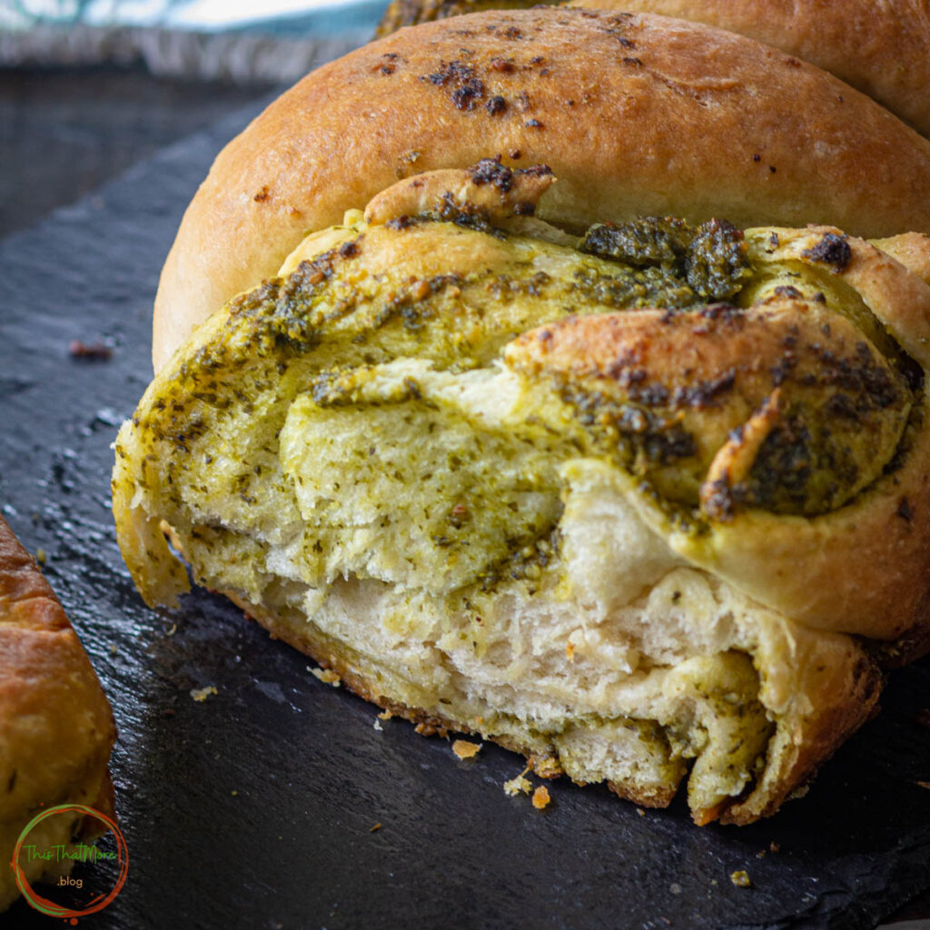PESTO BABKA