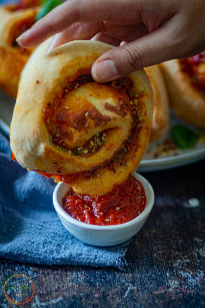 PIZZA BUNS
