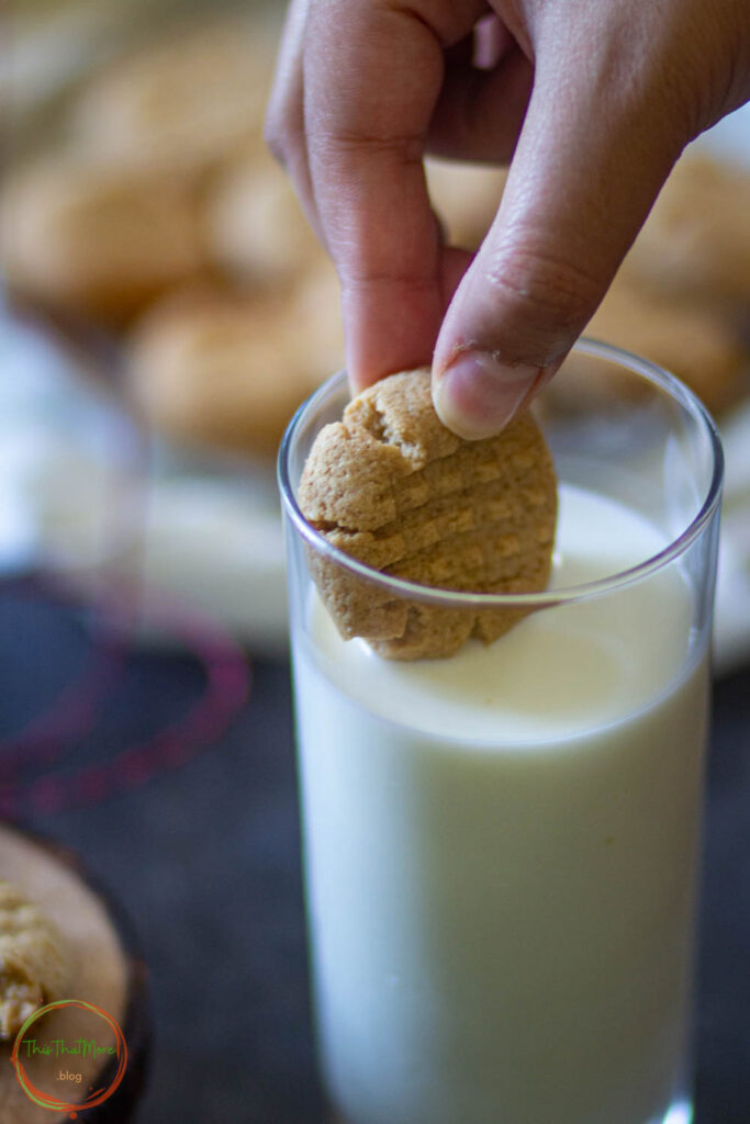 PEANUT BUTTER COOKIES
