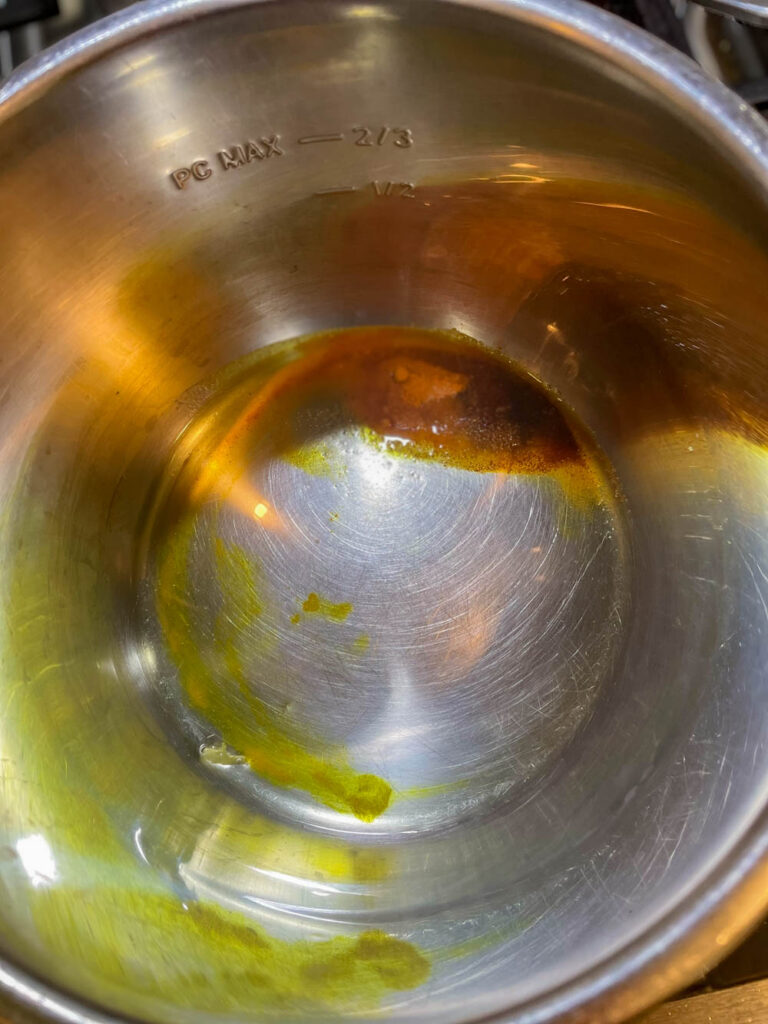 add oil and spices in pot