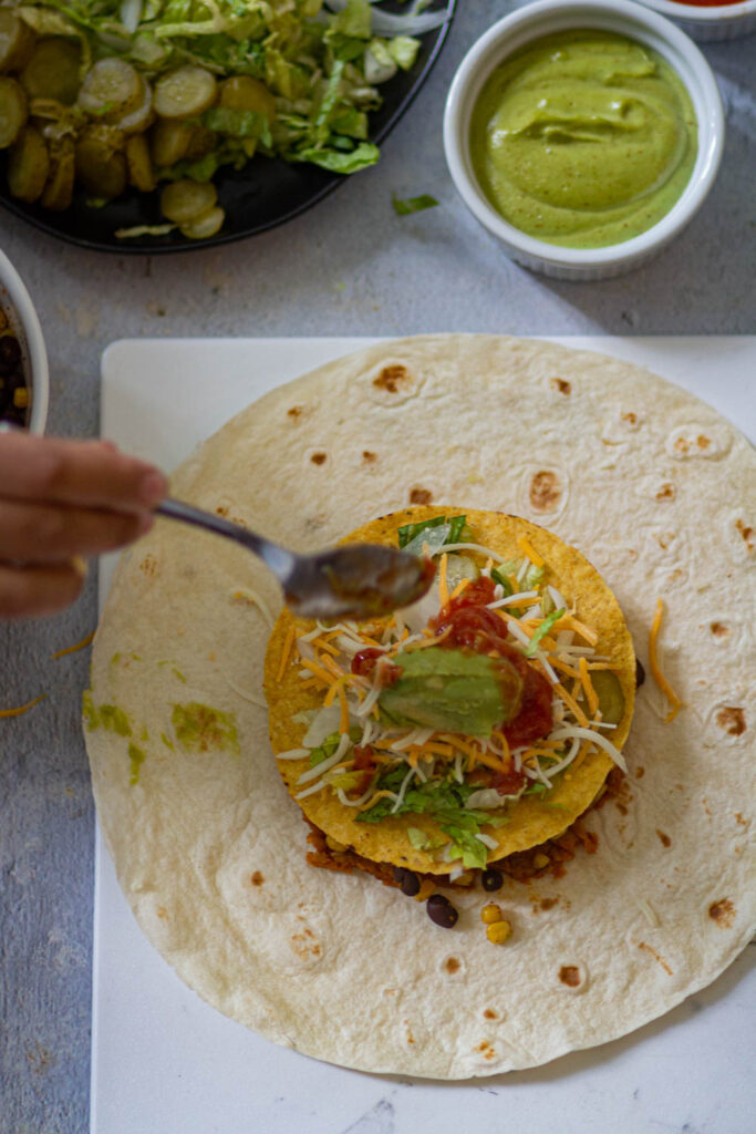 finally add some salsa ands some more cream sauce