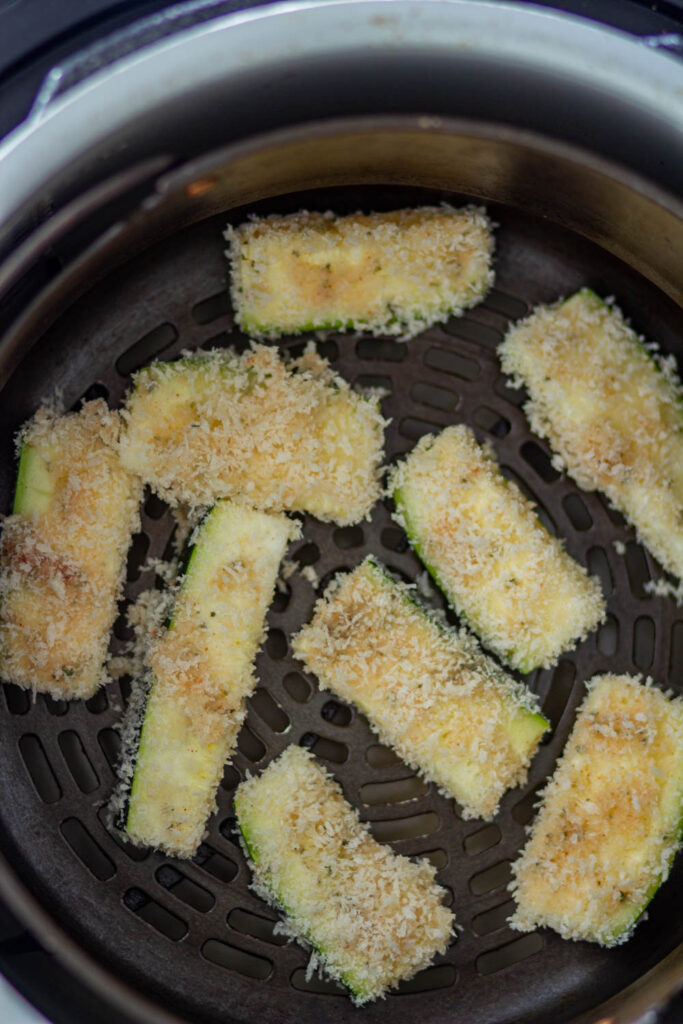 air fry the zucchini fries