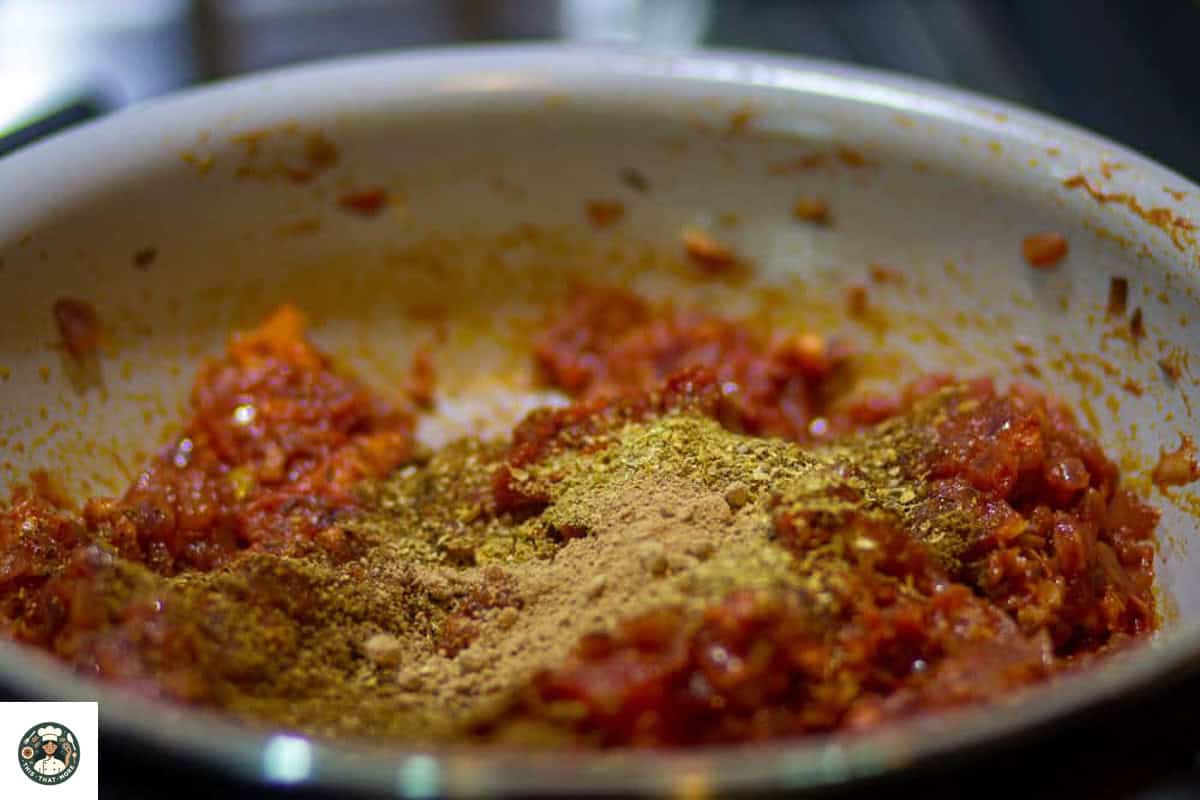 Add spices to the masala.