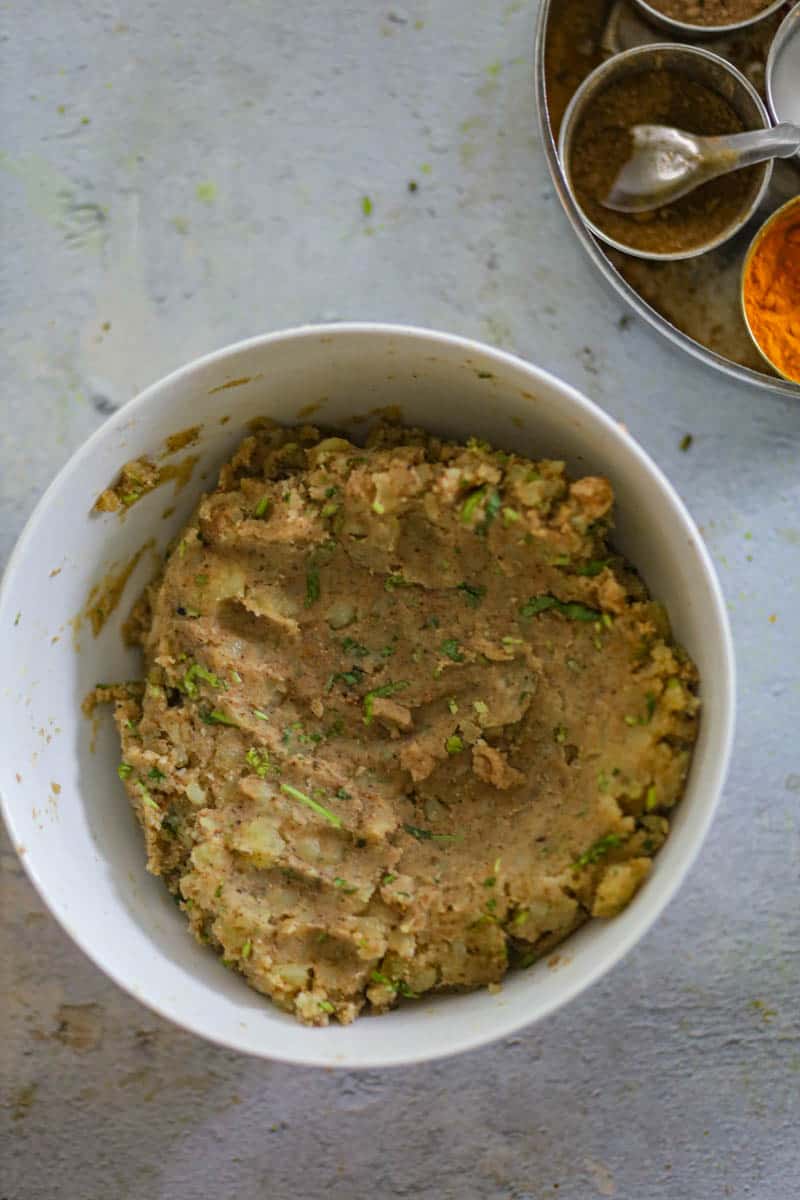 Mix all the ingredients until well combined.