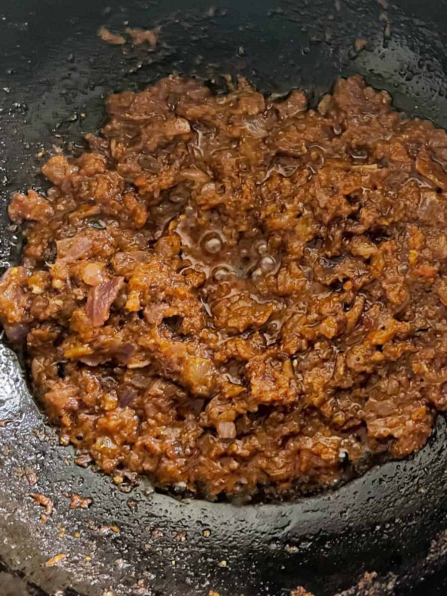 Curry masala is ready.