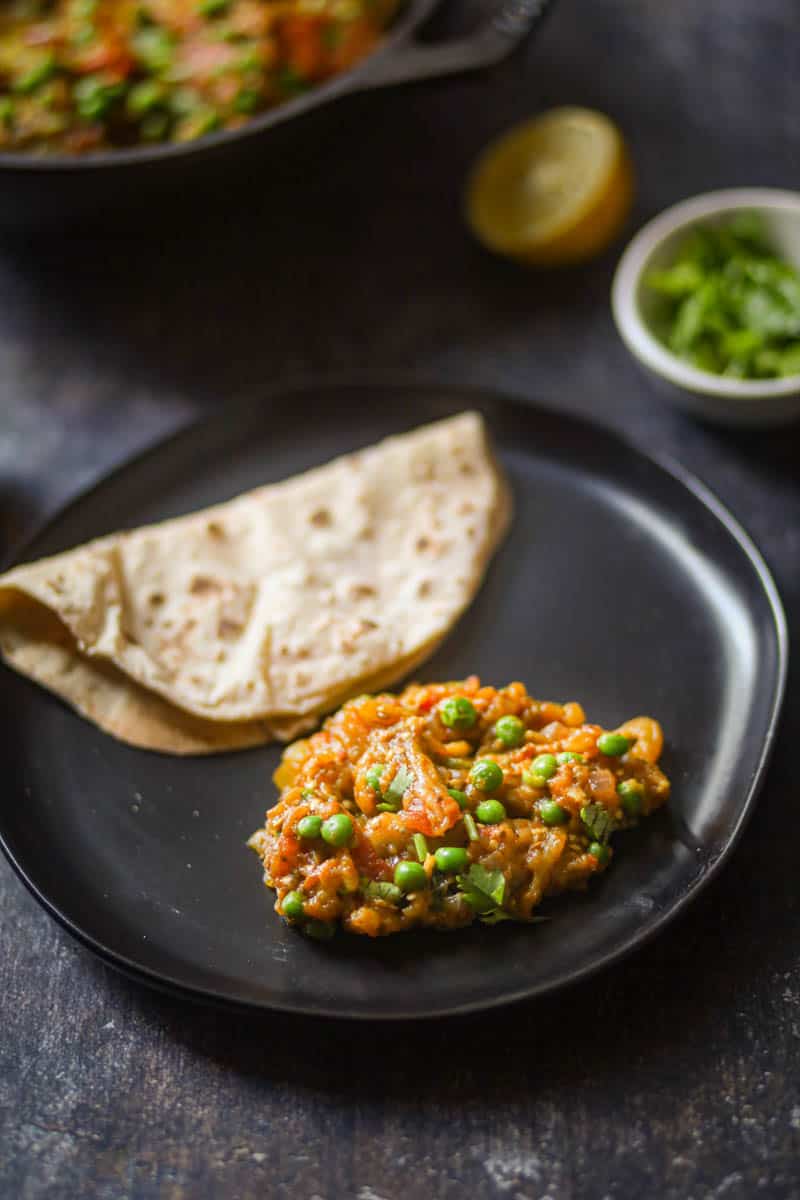 Serve baingan bharta with Chapatti.
