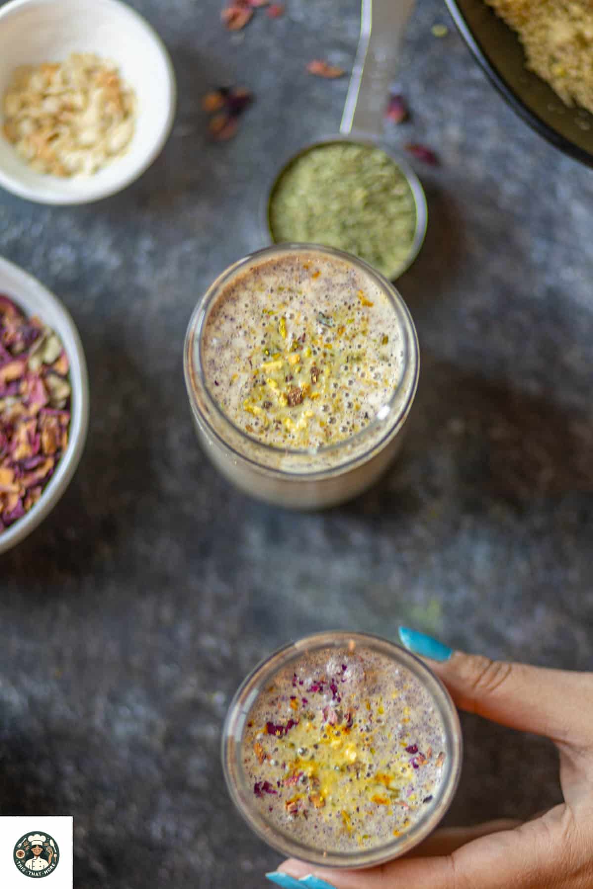 Image showing thandai served in glasses using thandai masala.