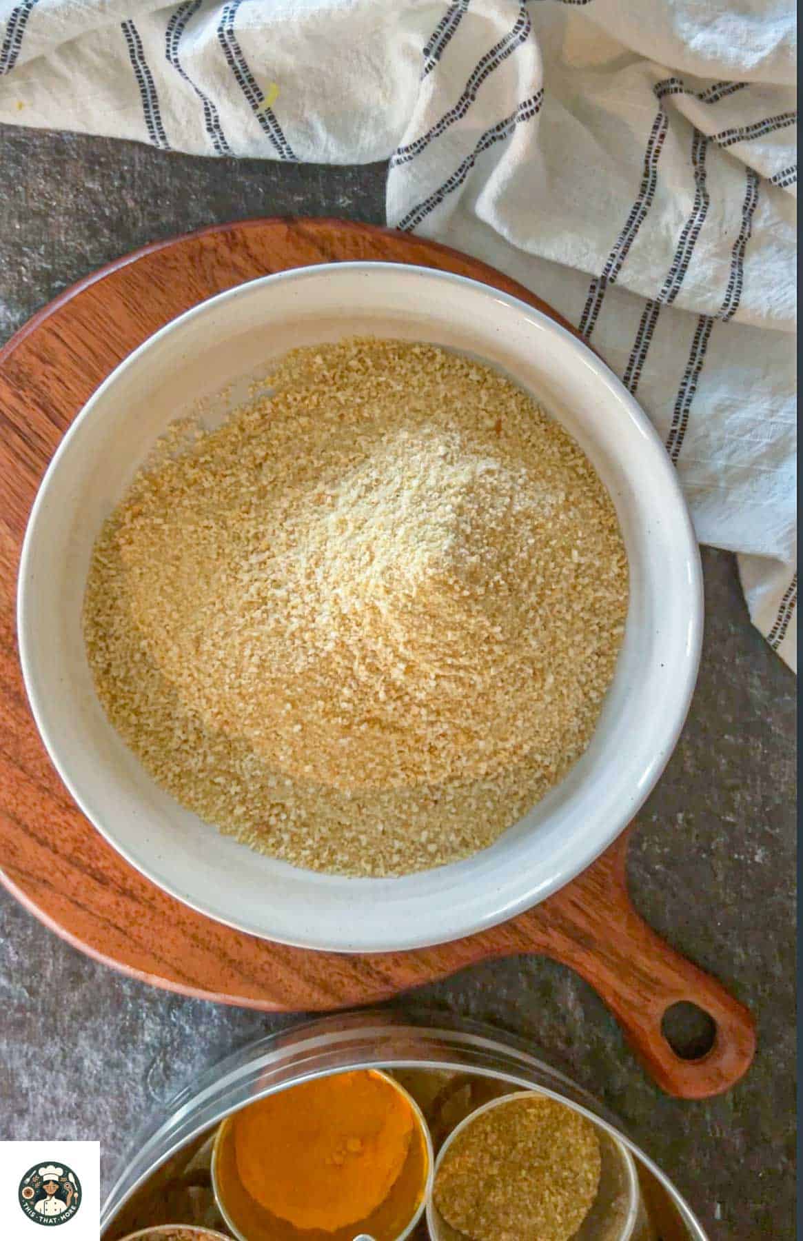 Add breadcrumbs in a bowl and mix salt.