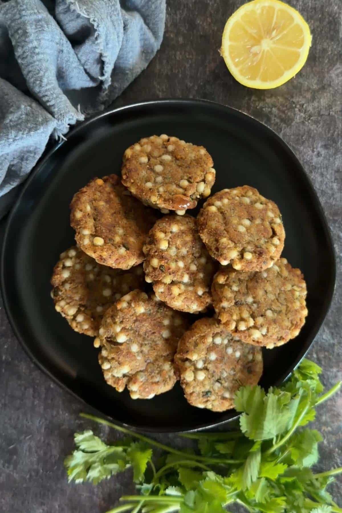 Golden brown air fried sabudana vada.
